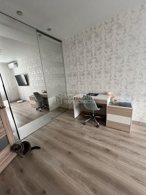 Продам 1-кімнатну квартиру з ремонтом ЖК Любові Малої Баварія