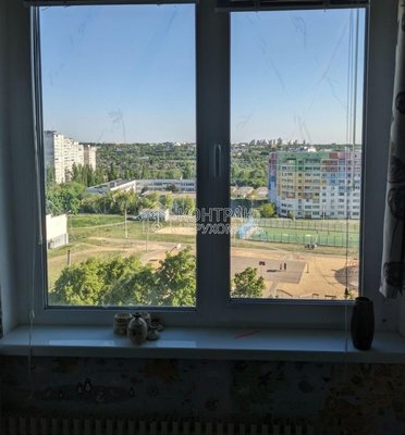 17000 у.е Продам квартиру ул. Амосова 13